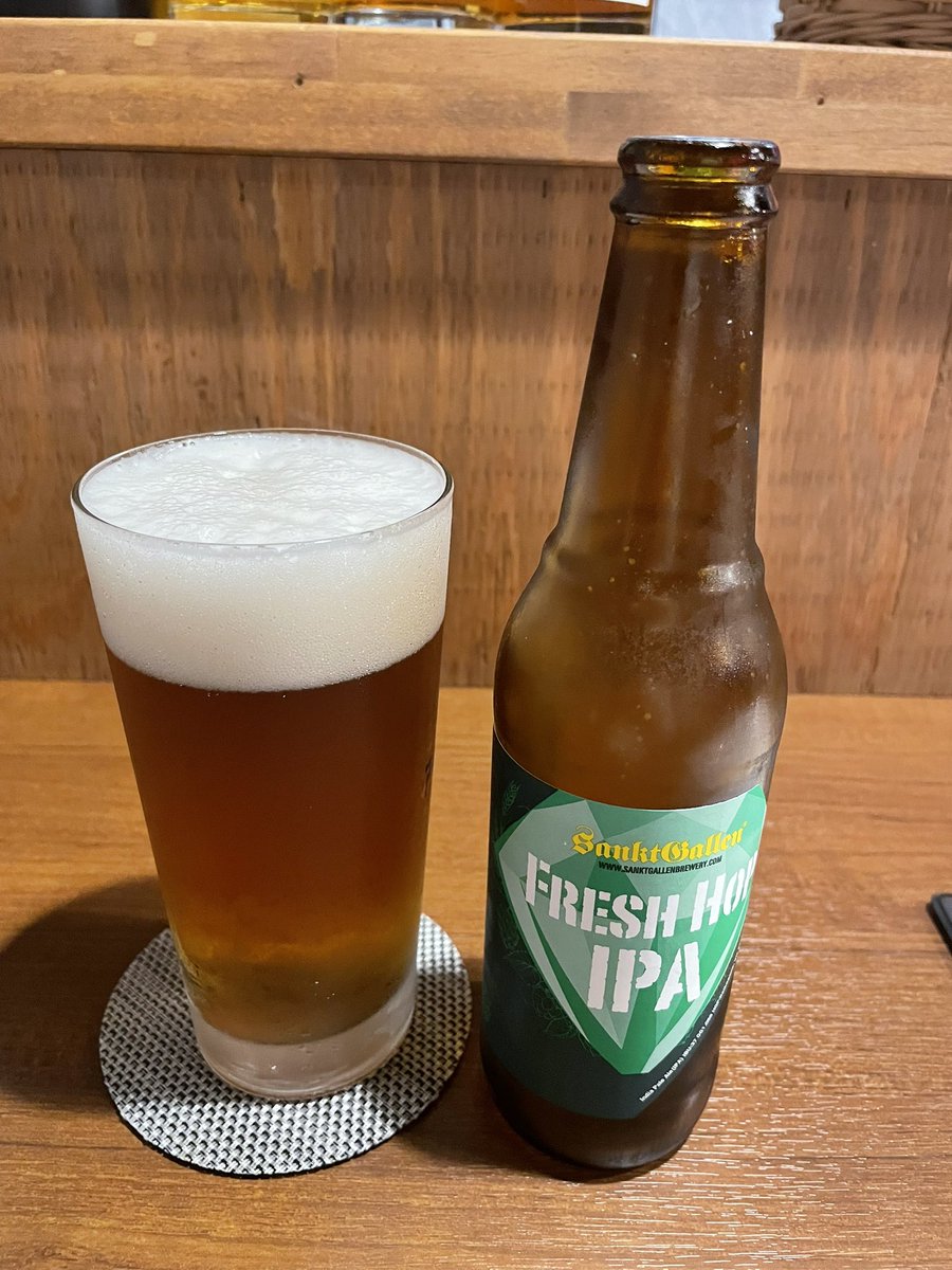 VF750four's tweet photo. 地元
「dining bar てげてげ」へ
とは言え、いつもの1人酒
＃和歌山県橋本市
#ダイニングバー
#dining bar
#てげてげ
#美味い
#橋本市
#クラフトビール
#クラフトビール好き
#クラフトビール好きとつながりたい
＃enjoyvoyager
#ボイジャーで乾杯 https://t.co/OoTajiwabg