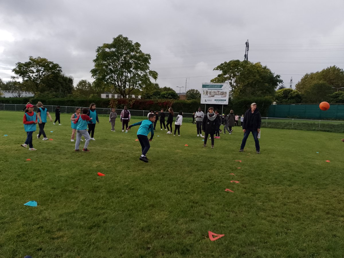 usepvaldoise's tweet photo. Semaine sport collectif innovant et déclinaison départementale Dodgeball
Deuxième semaine thématique de cette saison 2024-2025, le comité USEP Val d’Oise a proposé une déclinaison Dodgeball comme rencontres départementales.

https://t.co/yHPxU8tgwK https://t.co/Dnca2qeQ64