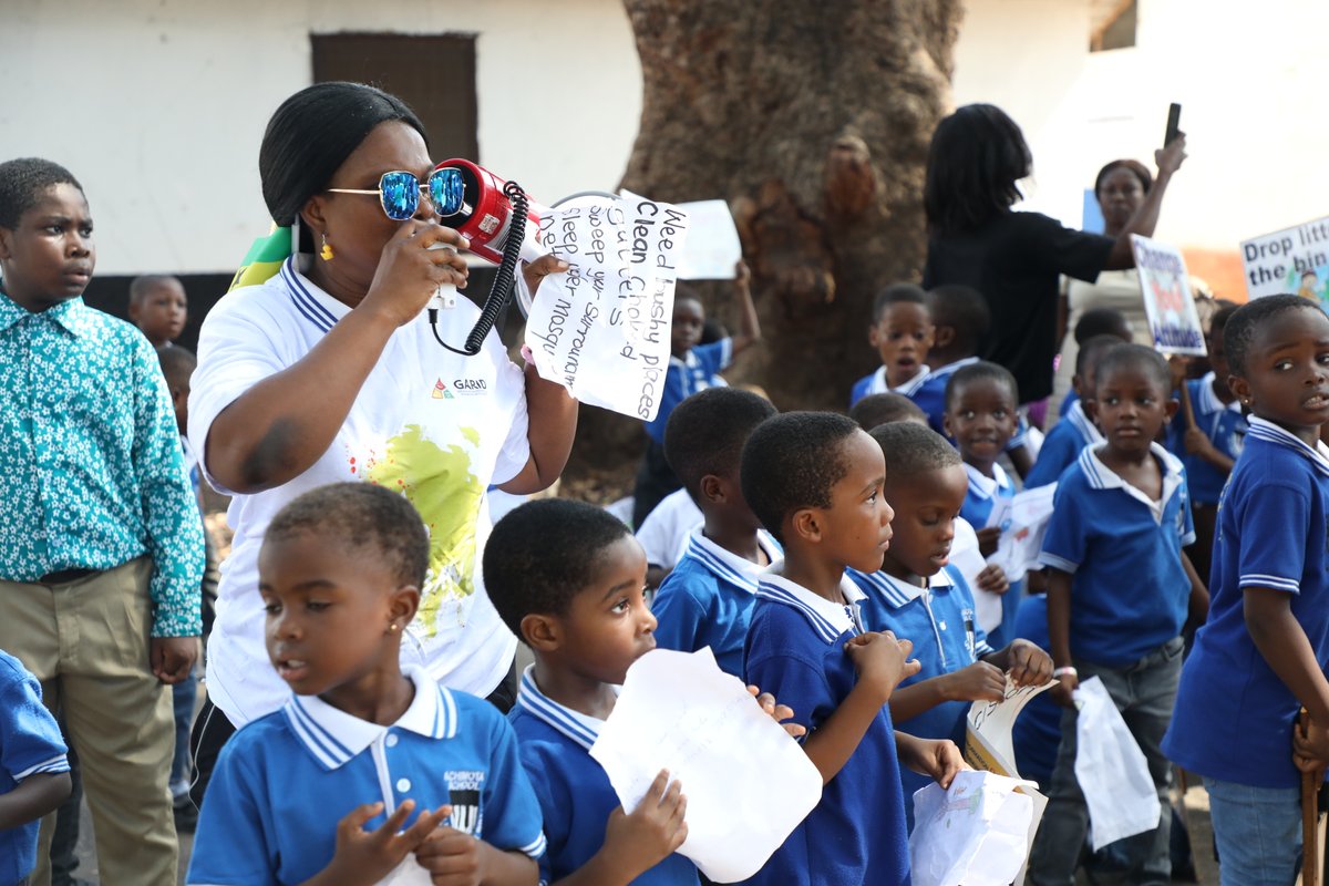 Children of Achimota Basic School are stepping up to promote environmental responsibility in their community. These young change-makers paraded through the community sharing simple yet impactful messages on keeping the environment clean and managing waste #NSMQQuarters
