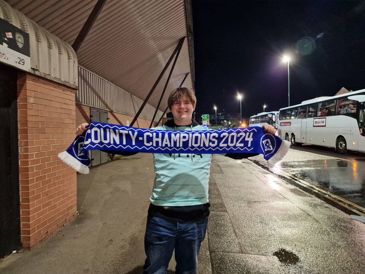 We are organising a fans’ tribute on Saturday to Sam Staple, who was a big County fan who lived in Lincoln. Sam recently passed away at the age of just 15, leaving his family devastated. 

facebook.com/story.php?stor…

To honour Sam, there will be a minute’s applause at 15 minutes.