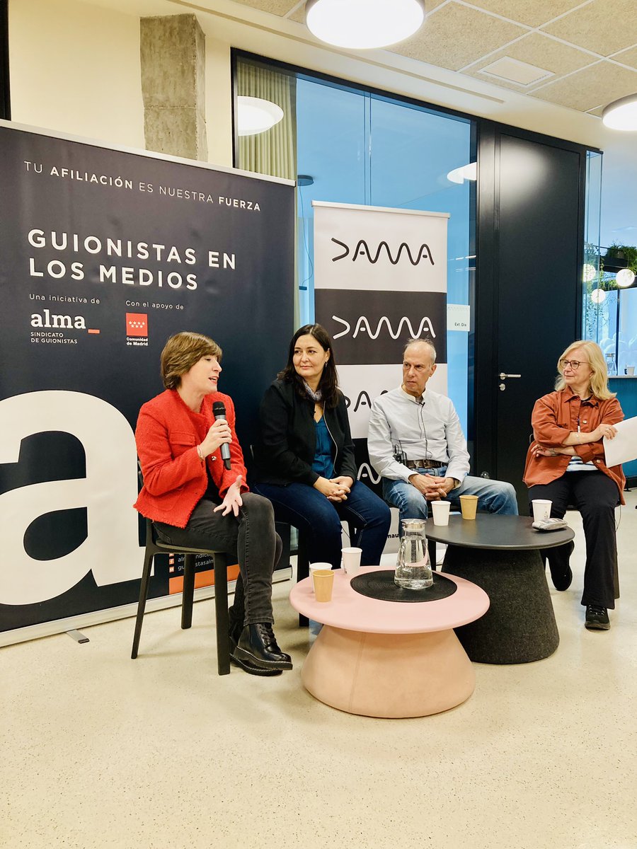 almaguionistas's tweet photo. “Invisible” trasciende lo juvenil, explica @virginiayr en #ALMASeries. Habla de una responsabilidad compartida y de la necesidad de una revisión https://t.co/hkyHmCKX92 final, detrás de cada niño que dice “no me acuerdo” hay un universo insondable y esto nos afecta a todos. https://t.co/SmfiW1i5te