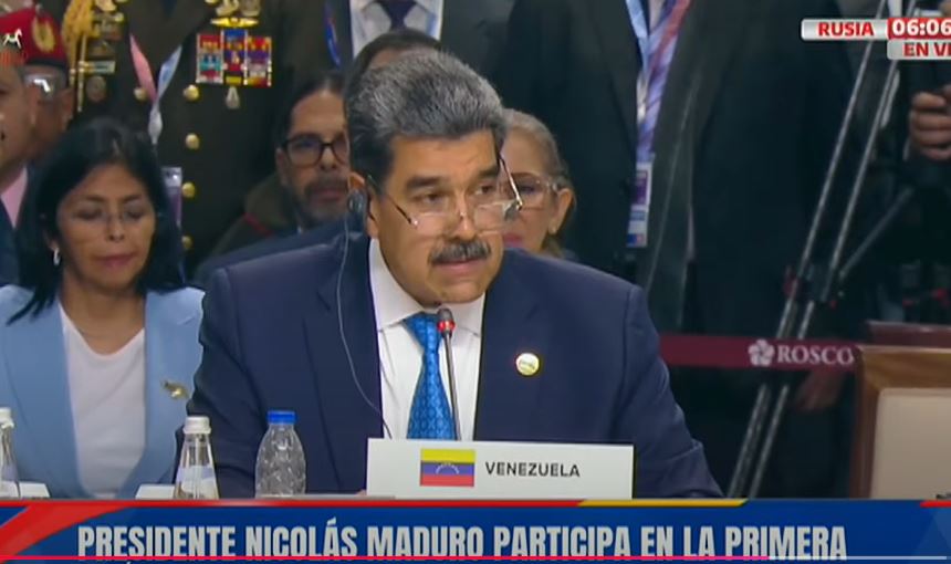 jeferson04JC's tweet photo. 🔴 Cumbre BRICS + 
 
🇻🇪🗣 Presidente Nicolás Maduro: 
 
Venezuela forma parte de esta familia de los Brics. Nosotros aplicamos los principios de los Brics con convicción histórica. Ha llegado la época del mundo de equilibrio que es el mundo pluripolar y multicéntrico. https://t.co/MvTyVNlDMt