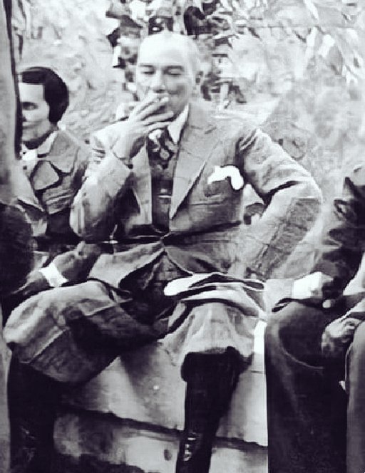 "Ey millet-i merhûme, sakın ye'se kapılma."