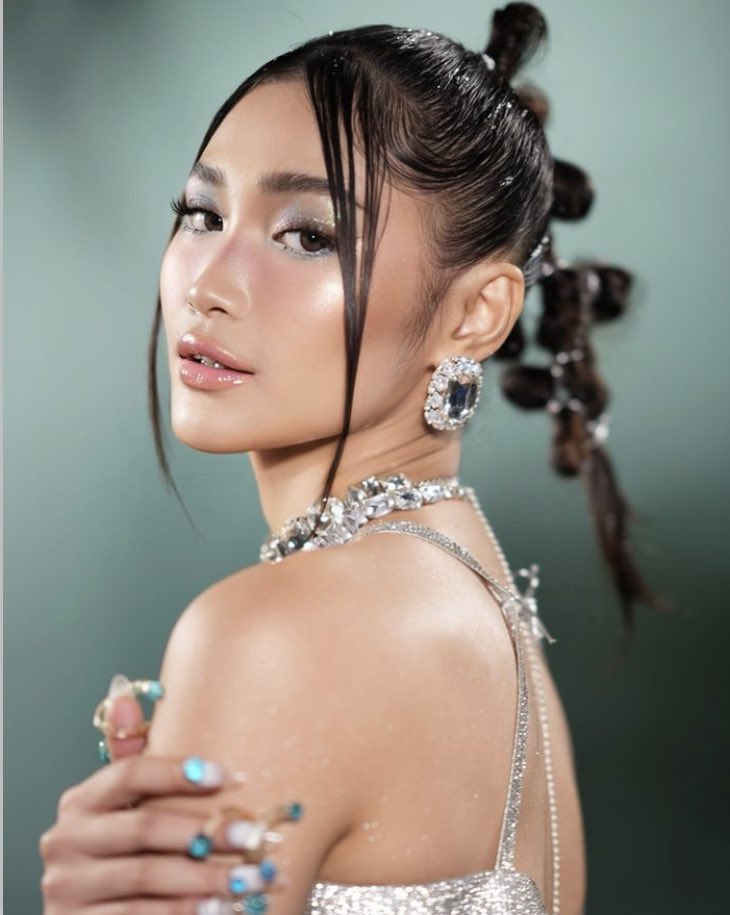 binissante's tweet photo. ang ganda ganda mo jhoanna https://t.co/DRc4bKoRot