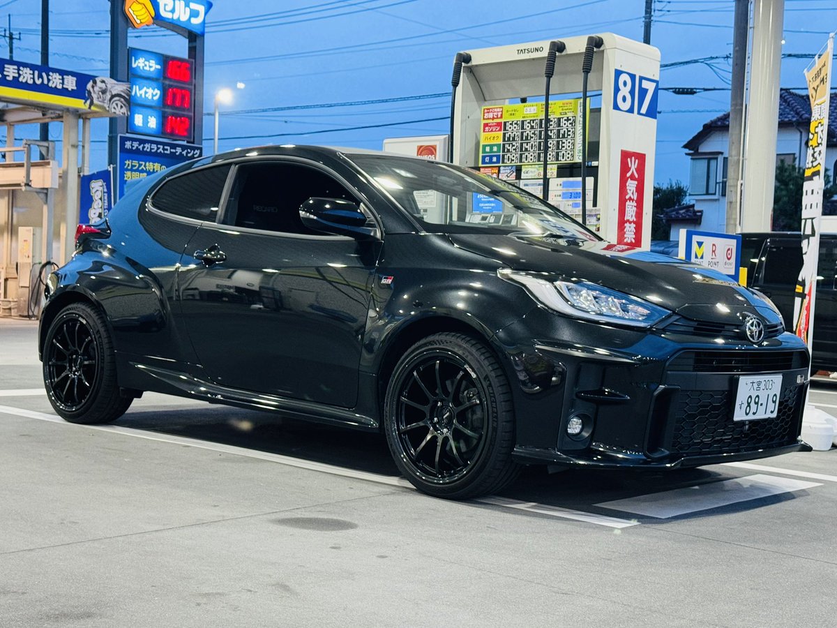 x_QV_x's tweet photo. GRヤリスに57NRとサイバーストークのメーターパネルをインストールしました！あとは車高調付けて完成です！ https://t.co/3xnook8jJi