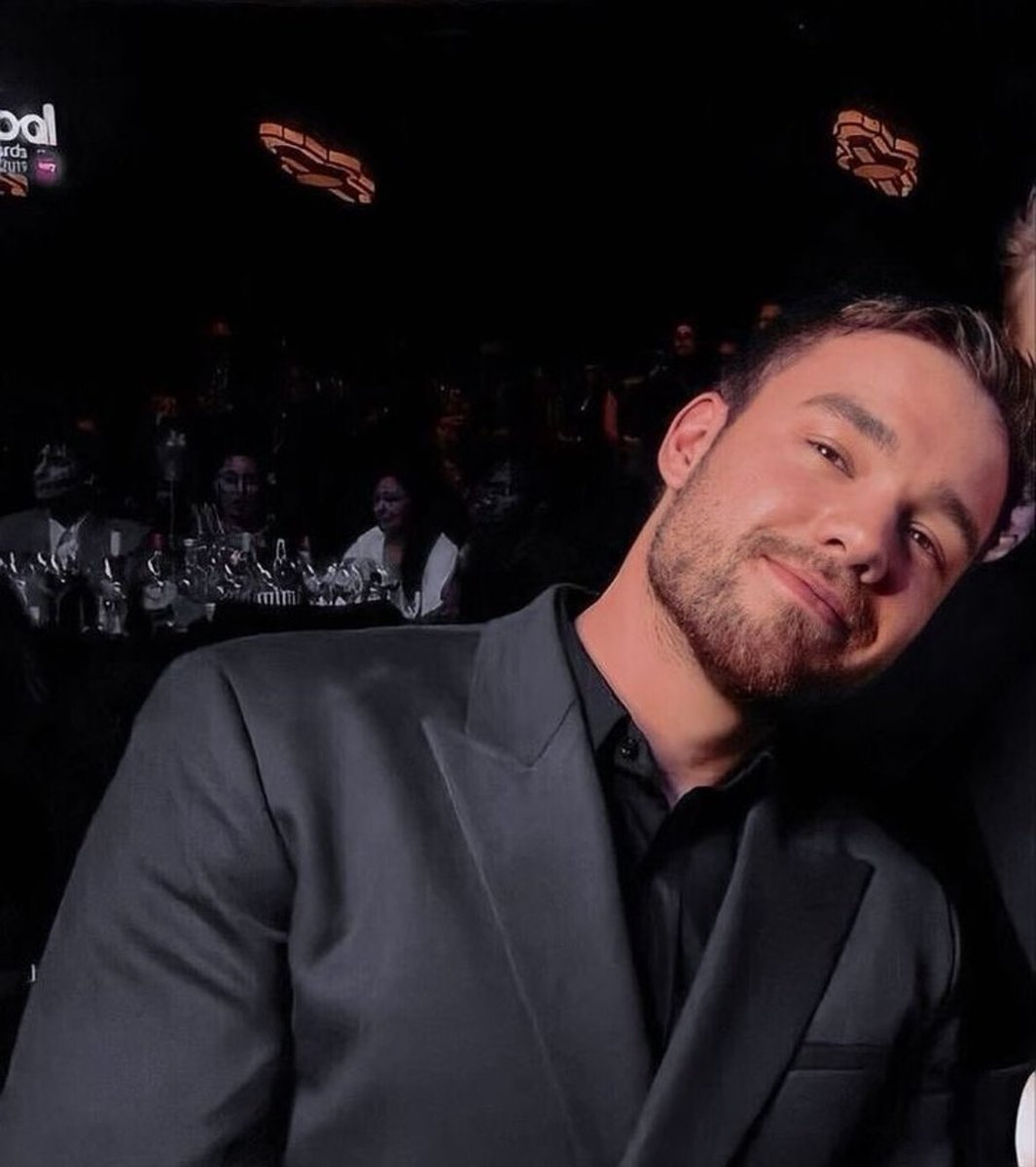 agatamaliklol's tweet photo. Zawsze będę o Tobie pamiętać i tęsknić Payno 💜 https://t.co/tDJCOTbJW2