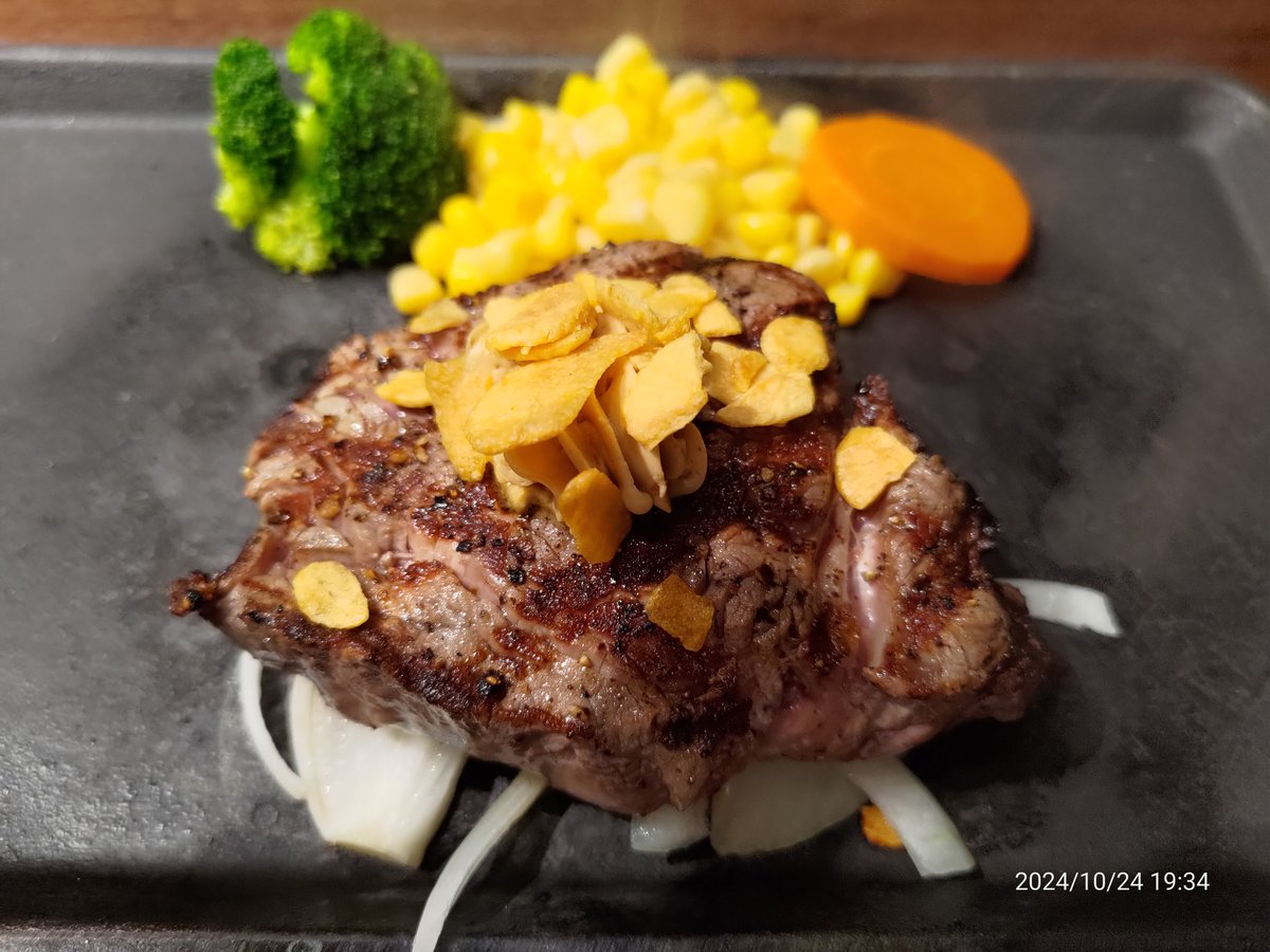 #いきなりステーキ
秋バテ。ガッツが出るよ。美味しいね。