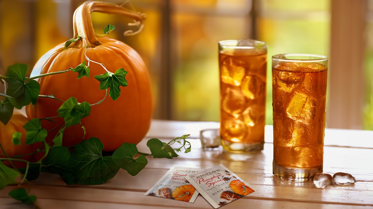 20% off using code PUMPKINSPICE20 at checkout for fan favorite Pumpkin Spice black tea. It's truly fall in a cup🍁 bit.ly/3BCeHoD #bigelowtea