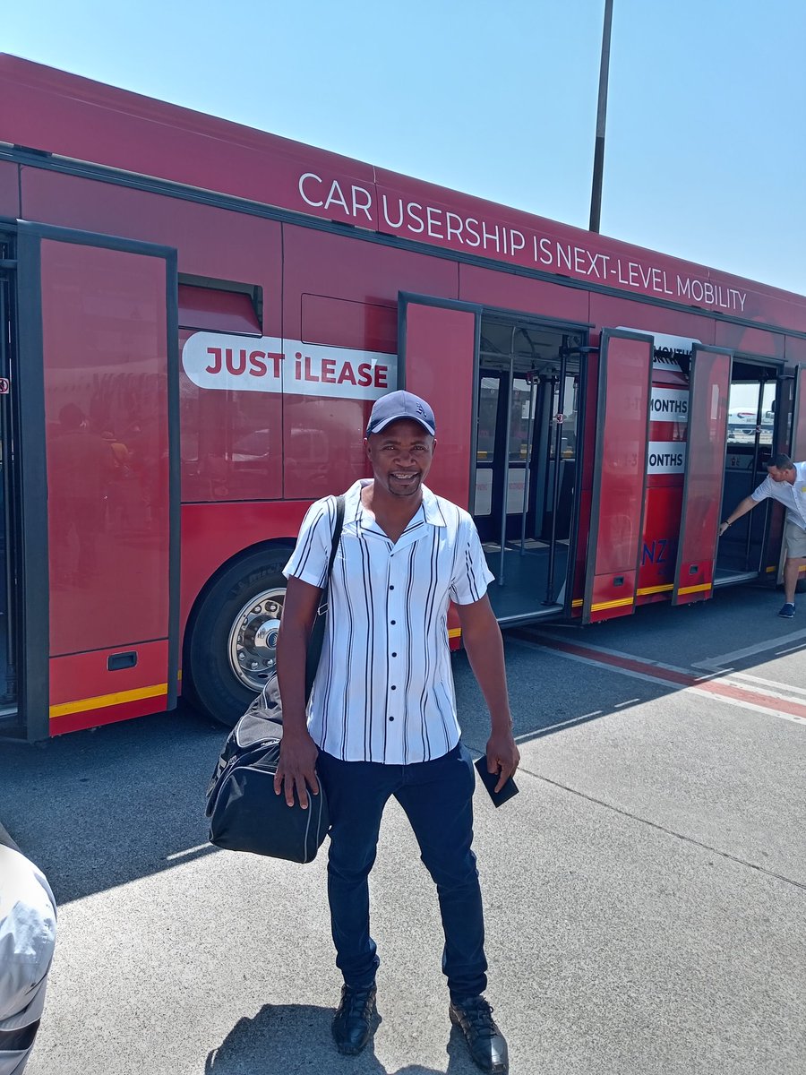 manyamez's tweet photo. @Buhlenomuhle @40... https://t.co/Ursmzav8Sn