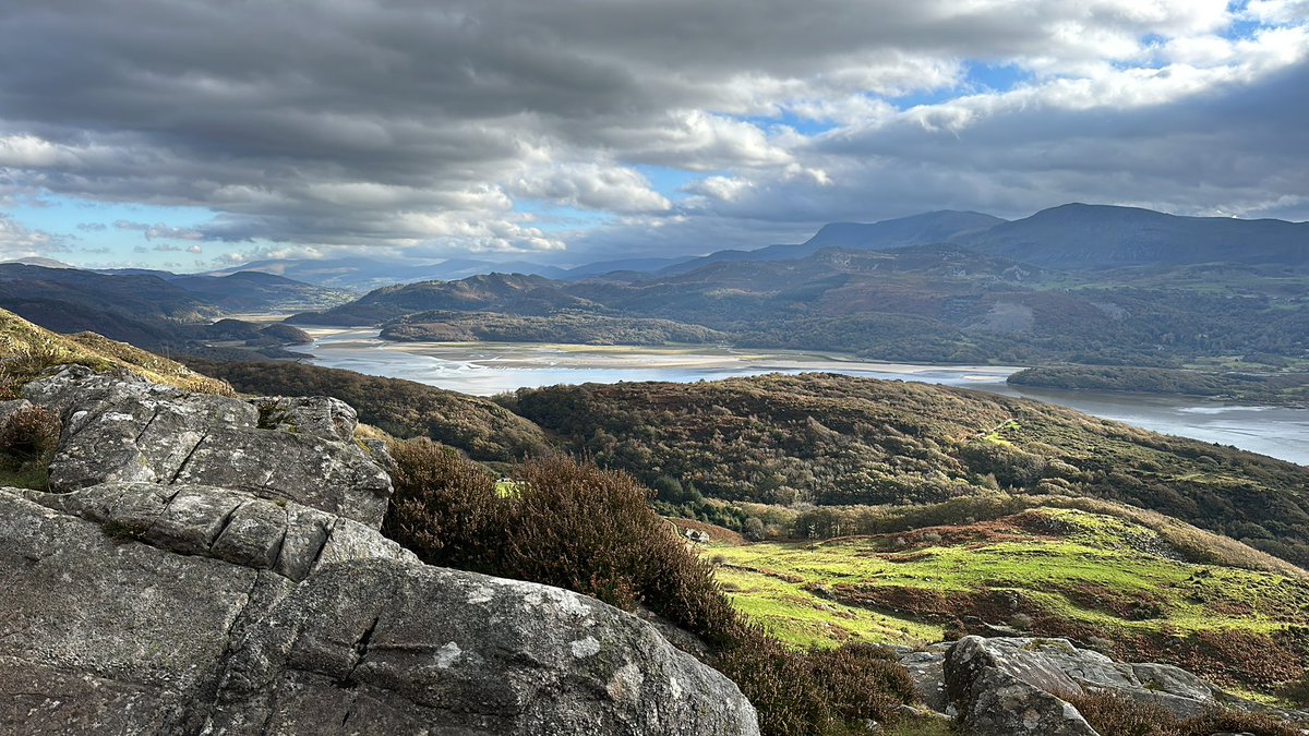 AshmountPrimary's tweet image. It’s been a fabulous school journey so far and today we’re out climbing in Snowdonia.