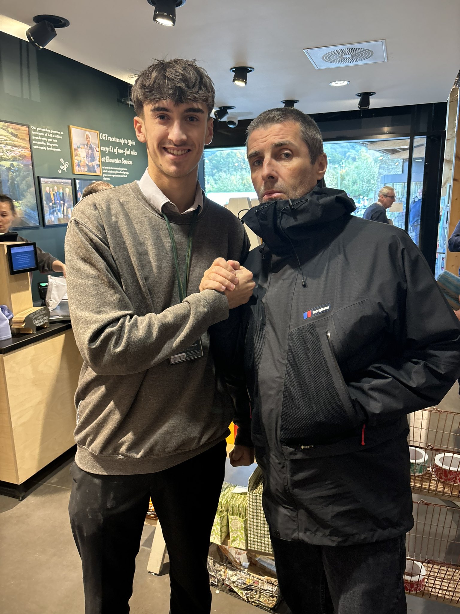 Harry Furniss on X liamgallagher hope the cappuccinos were alright earlier hard when your hands are shaking. https t HSk7wmg2NN X