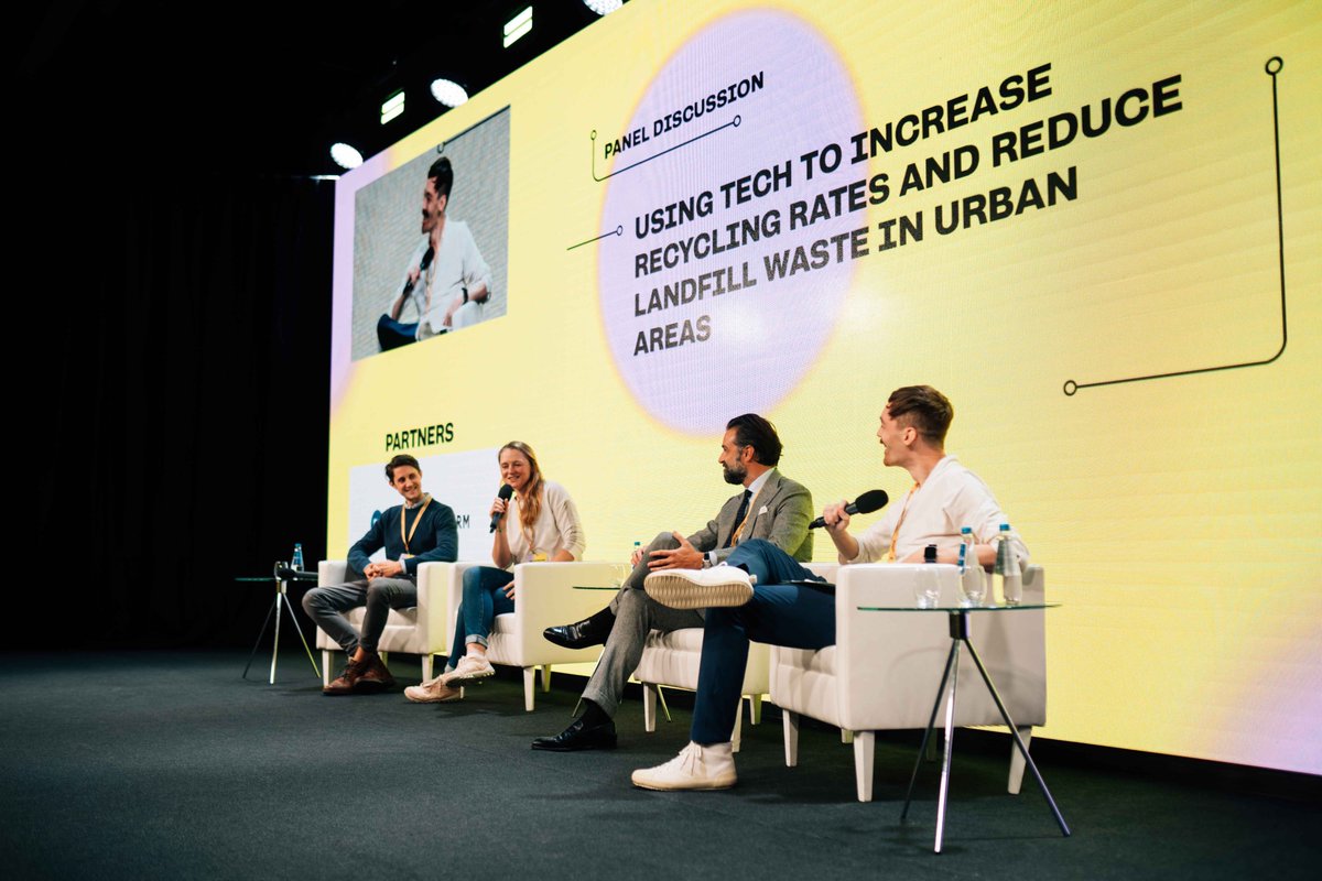 urbantechfrward's tweet photo. Throwback to last year's Urban Tech Forward 💛
It’s crazy to look back on the discussions, connections, and innovations we had in #UTF2023 – swipe through for some highlights. We can’t wait to see what next year brings🙌Who else is ready for another round of urban tech insights? https://t.co/xHuqsgrYau