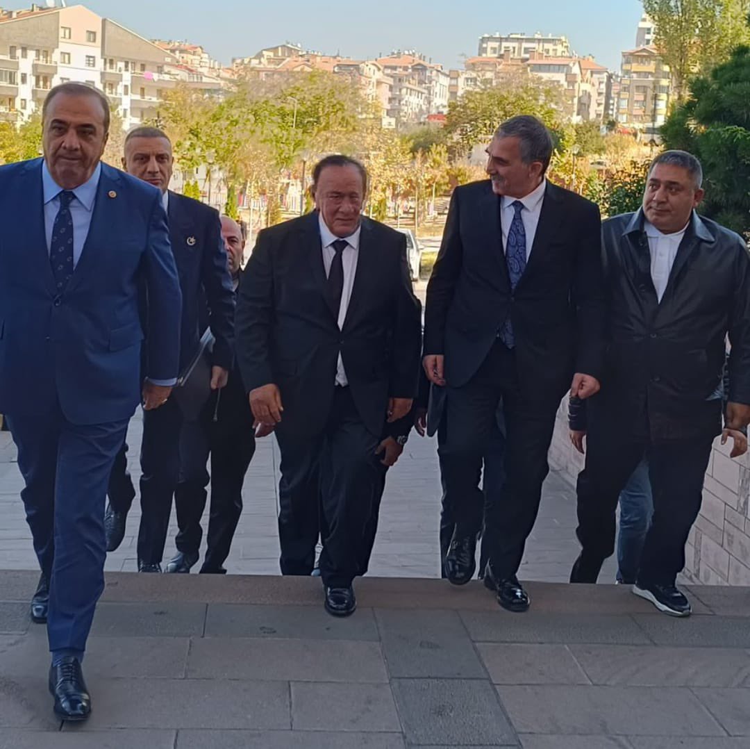 Alaattin Çakıcı, MHP Genel Başkanı Devlet Bahçeli'yi Genel Merkez'de ziyaret etti.