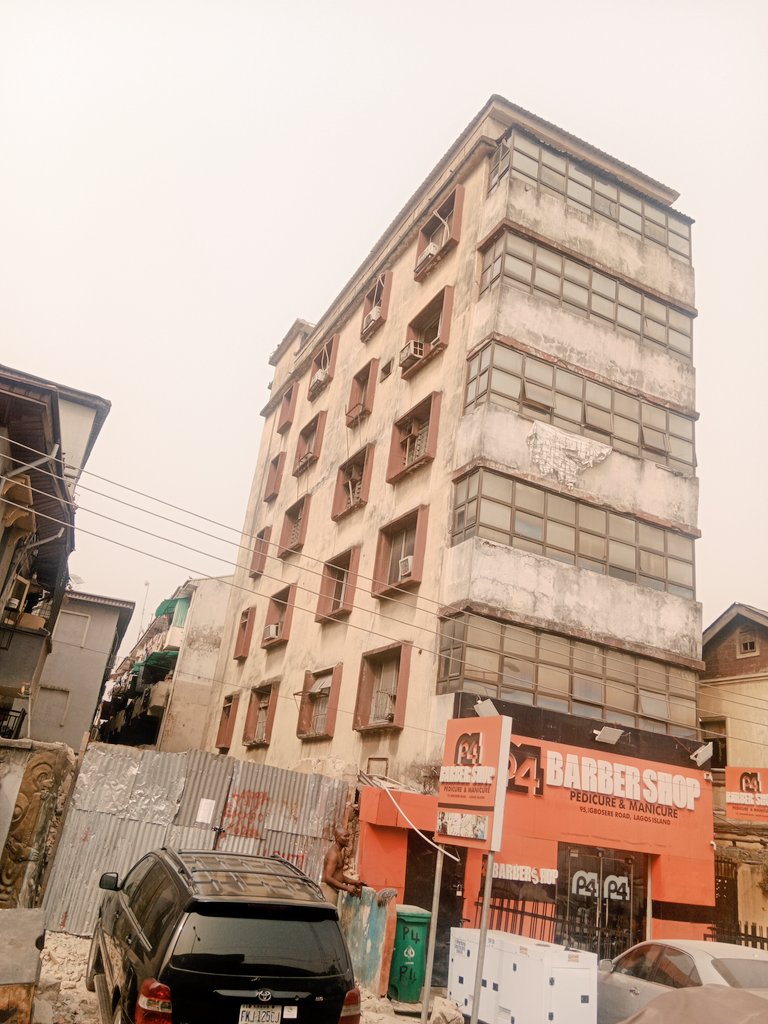 Boma65's tweet photo. #FOR SALE : #office block along Igbosere Road. 
#Ekine&amp;Associates. 
CONTACT: 08023078145, 08069587477, 08075002245 https://t.co/pPj6nCnwlV