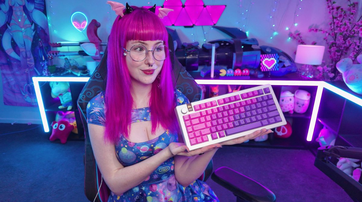 Pinipy's tweet photo. Here it is, I've finished building this gorgeous keyboard from @Glorious - What an absolute beauty  

#ad https://t.co/PMGSd5yQME