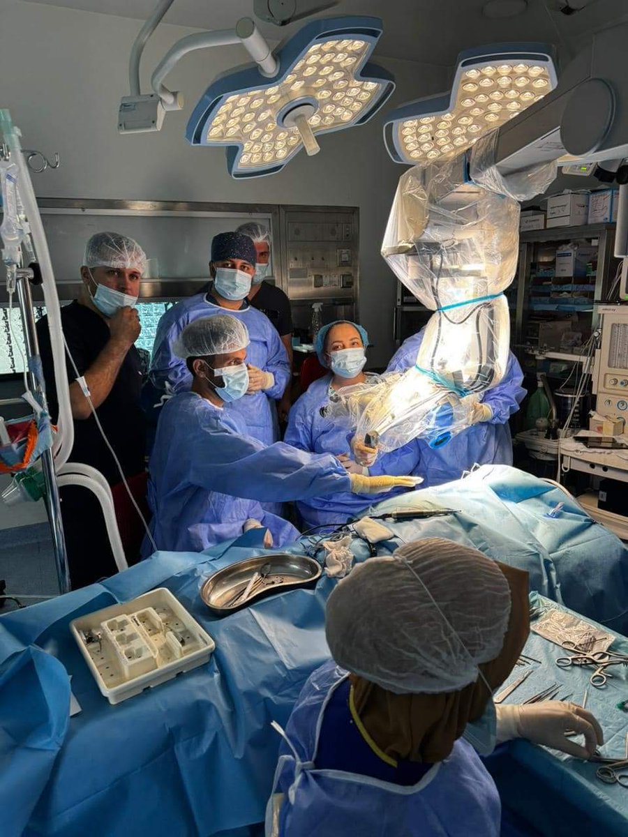 dlovanjalal's tweet photo. Cochlear implant Surgery in the department of throat, nose and ear in Razgari Hospital
It is worth mentioning that this type of surgery is performed for deaf people who have restored their hearing. https://t.co/lYXxsOP0H0