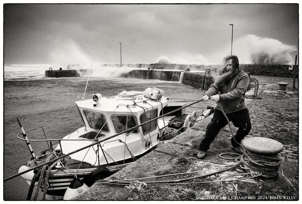 John Kelly tweet media