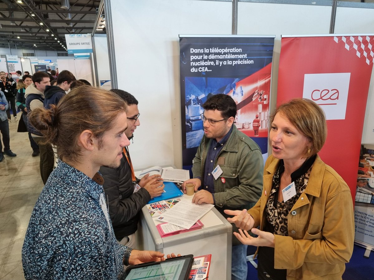 CEAMarcoule's tweet photo. Nous vous attendons nombreux au forum entreprises @enscmchimiemtp @IMTMinesAles parc des expositions @montpellier_ Echangez avec nos ingénieurs, découvrez nos métiers activités et opportunités professionnelles. Stages, contrats de thèse, post doc, CDD &amp; CDI. Rejoignez nous ! https://t.co/LQiAbSyk55