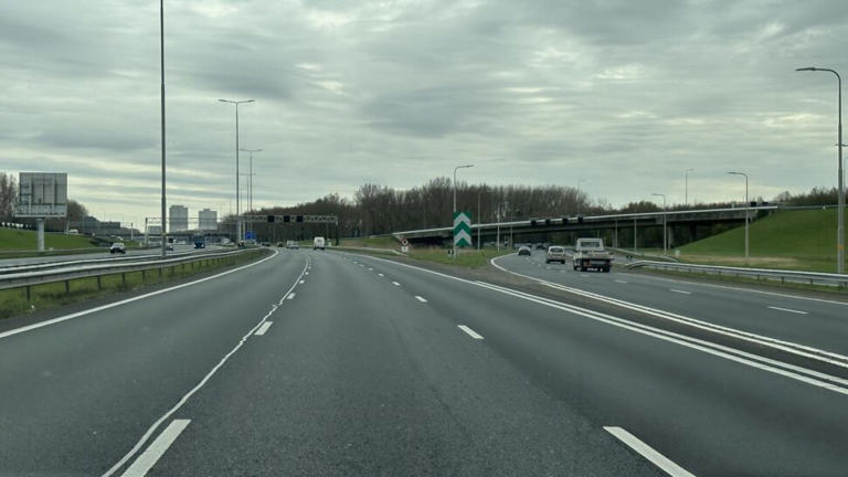 Grenscontroles komen er al heel snel aan in NEDERLAND🩷 en RT als je dit geweldig vind
msn.com/nl-nl/nieuws/B…