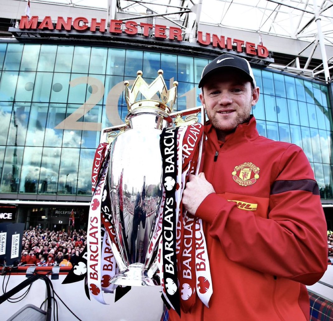 utdfocusid's tweet photo. Happy birthday, the one and only, Wayne Mark Rooney 👑🔥

✅ 884 appearances 
⚽️ 551 goal contributions 
🏆 16 trophies 

Absolute Legend 🐐

#utdfocusid https://t.co/NbCdItpqNV