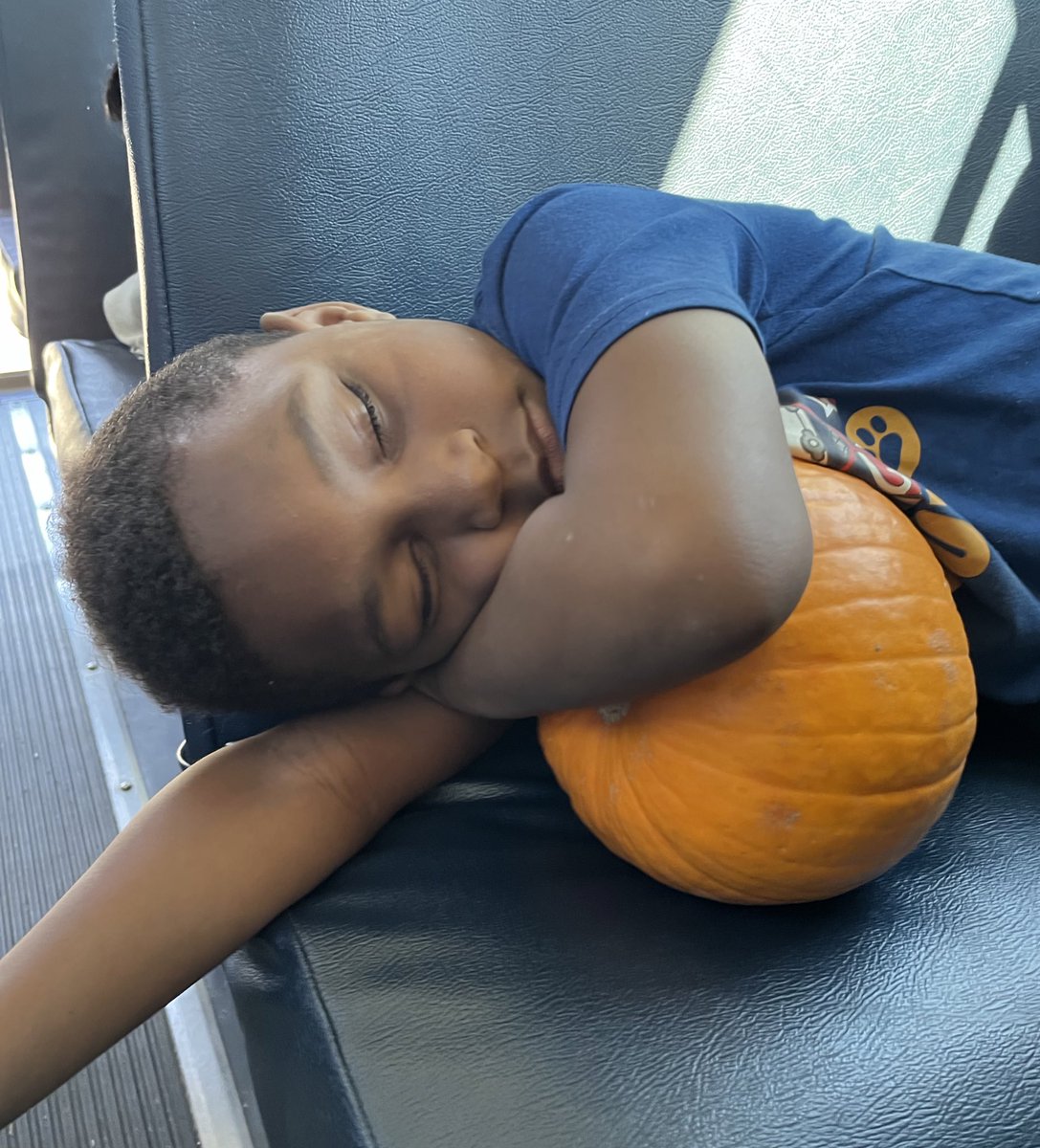 Another successful trip to the pumpkin patch🎃