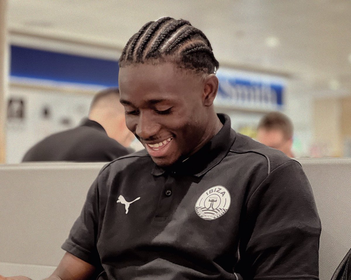 🛩️ Madrid nos espera.

#SiempreIbiza 🩵 #FuenlaIbiza