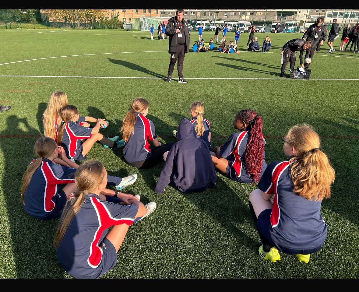 Lightcliffe PE tweet media