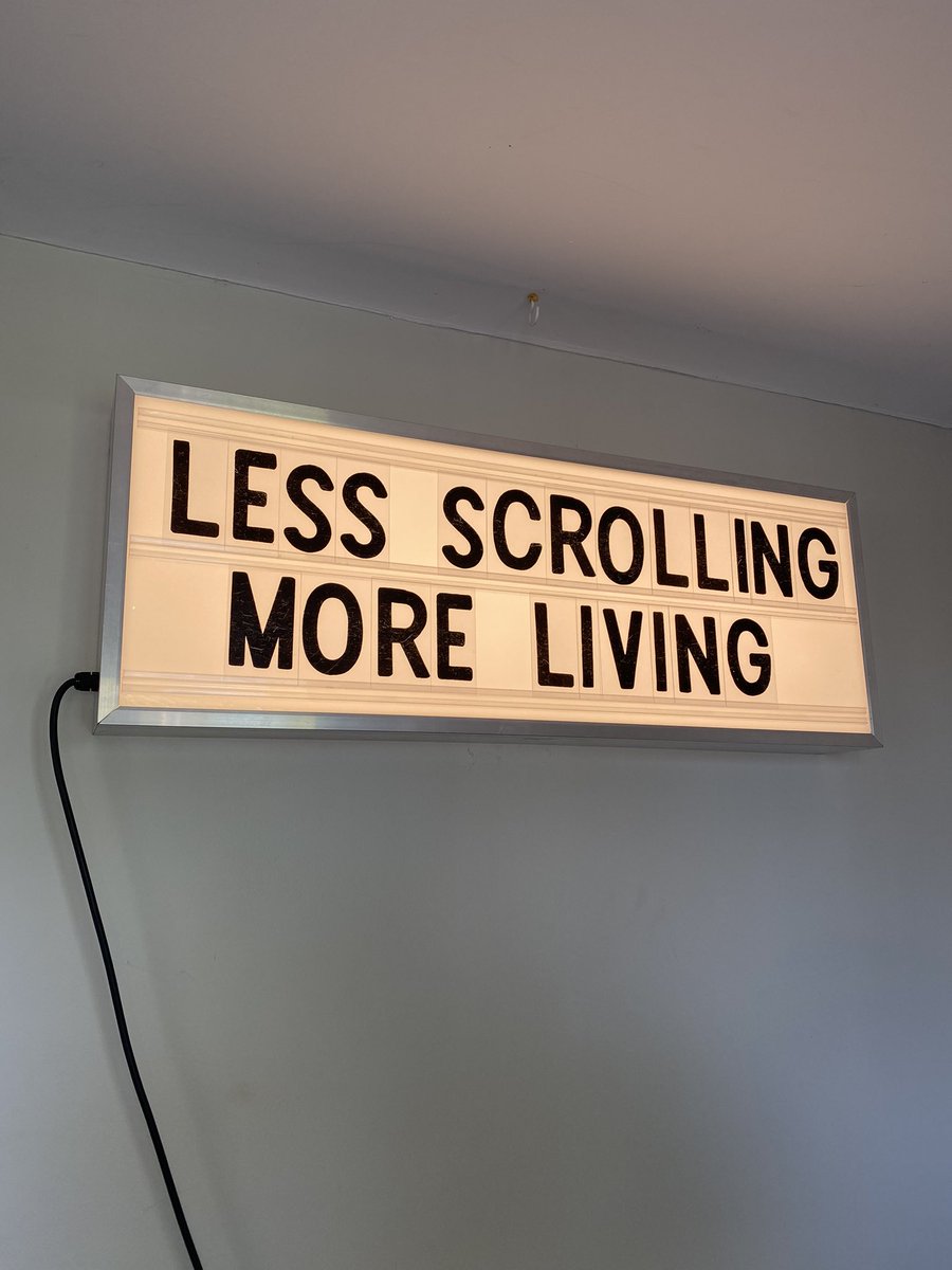 More lightbox wisdom for you 💡📦