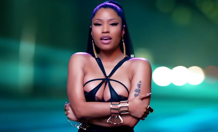 davidzolanskii's tweet image. 🤭 #catchit #thestandard #mamita