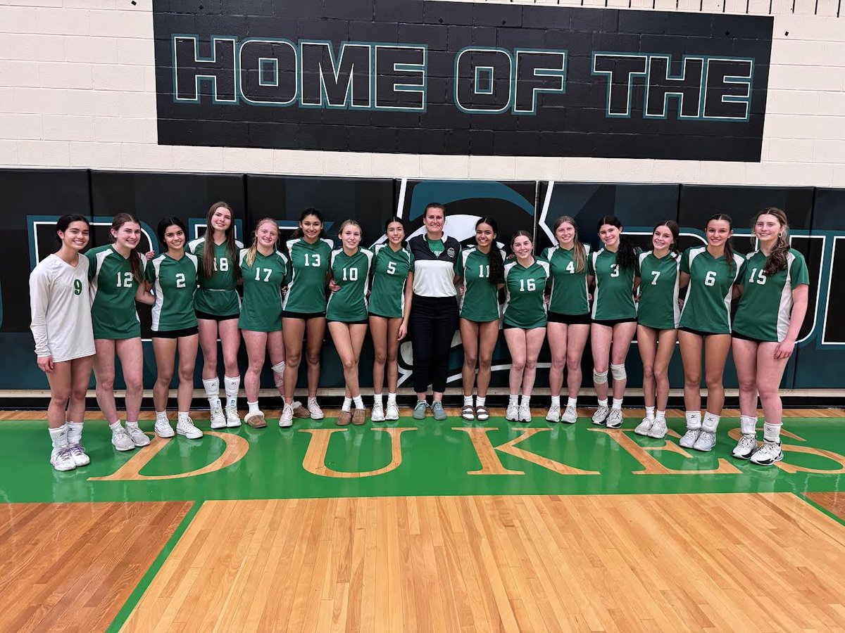 Congratulations to the Sophomore Volleyball Team on a fantastic season!
Overall Match Record of 30-3. Conference Champions with a 5-1 record in conference, 3 tournament wins and 1 - 2nd place finish. 
Great work this season Dukes!