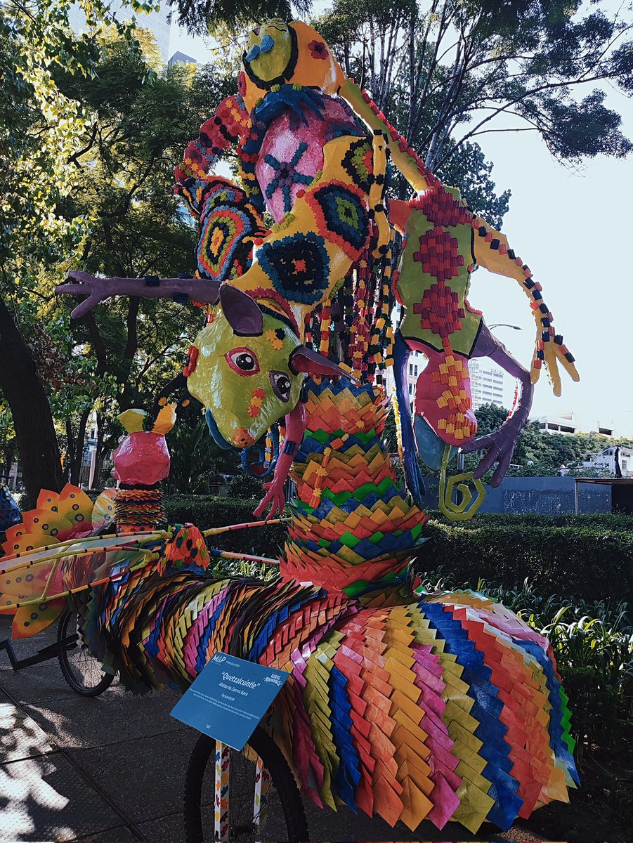 MexicoViajeraa's tweet photo. Los alebrijes invadieron #PaseodelaReforma. ¿Ya fuiste a tomarles fotos? 📸 #CDMX #CiudadDeMéxico #Turismo https://t.co/x8iaJQHdT1