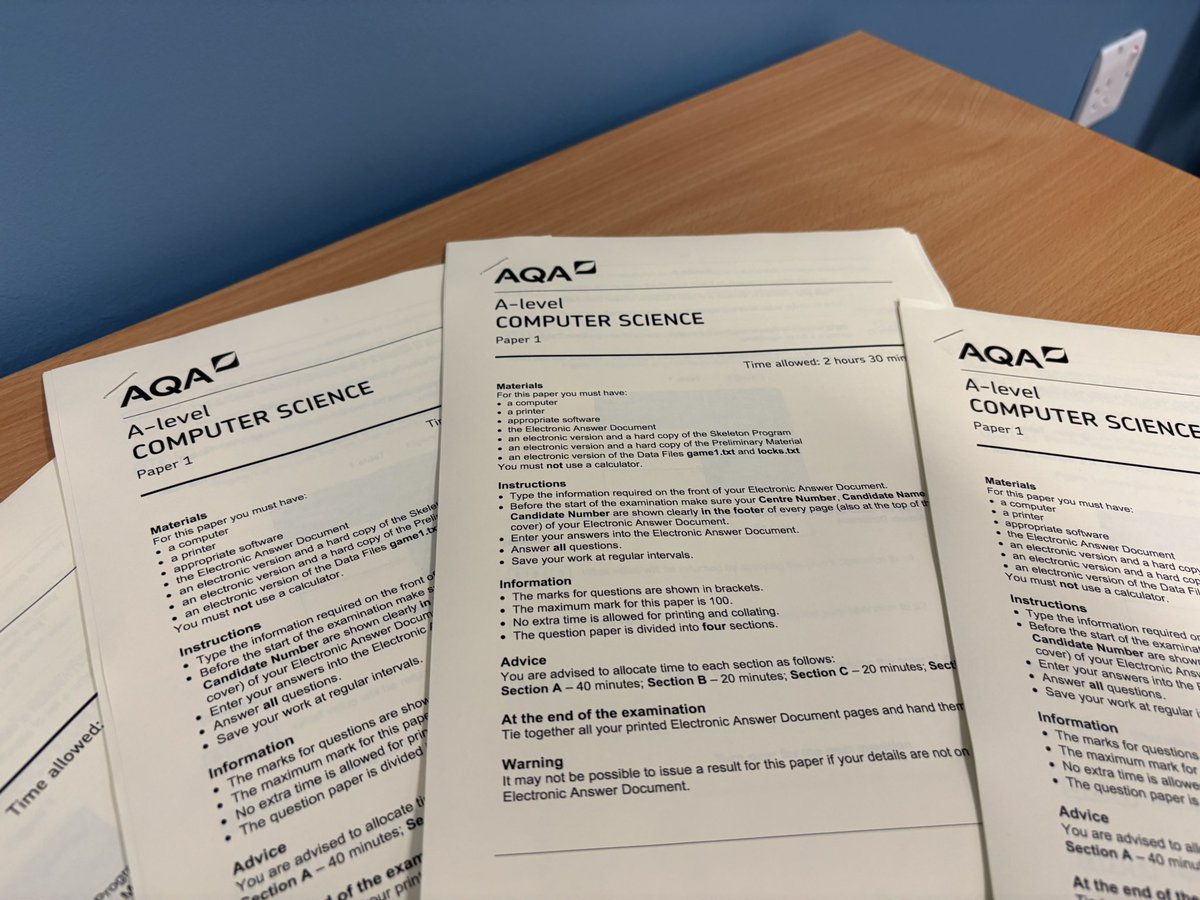 MrONeillcompsci's tweet image. Ready for this evenings @bthcc_college sixth form open evening! 💻
