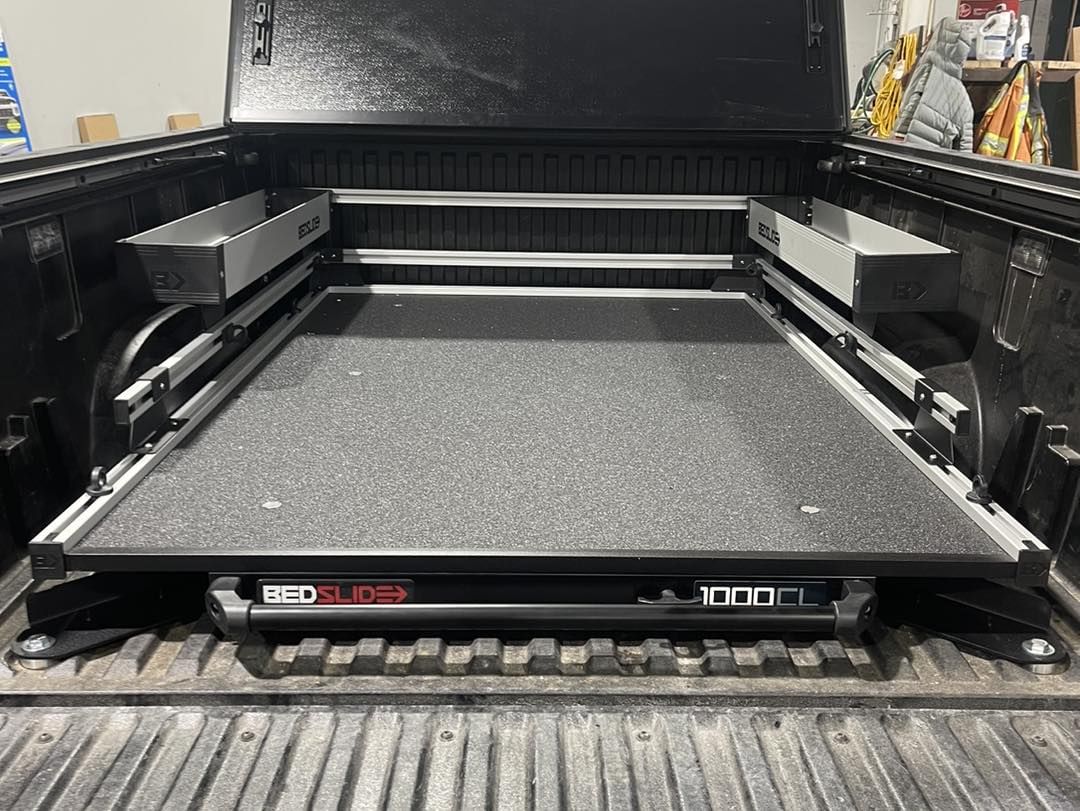 Having trouble reaching items in the back of your bed? At LINE-X, we can source and install sliding cargo decks to make that easier.

📸: LINE-X of Thunder Bay

#LINEX #BedSlide #BedTray #SlidingCargoDeck