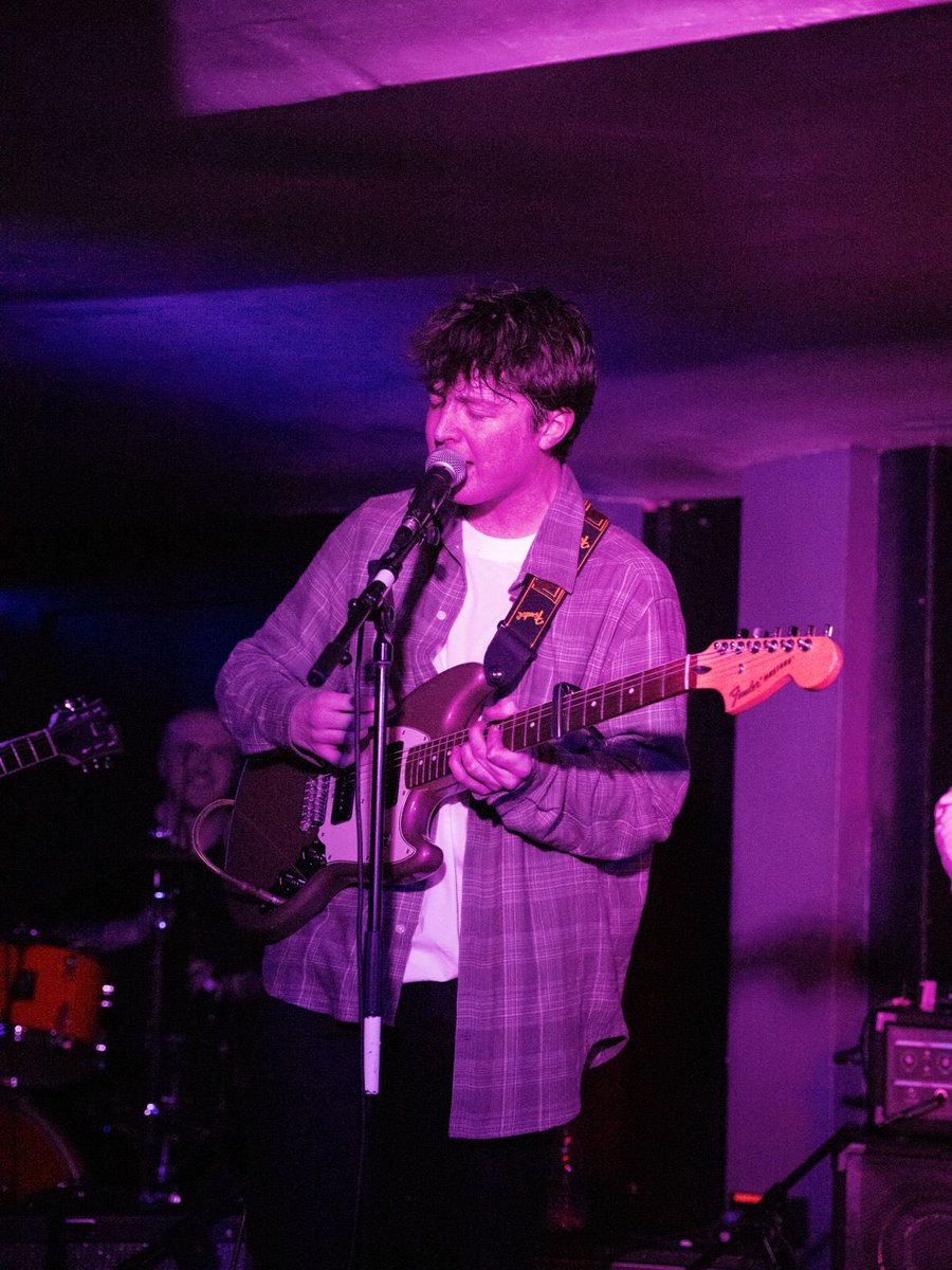 A week till we head back to <a href="/TheMoonCardiff/">The Moon Cardiff 🎟️SUPPORT YR LOCAL MUSIC VENUE</a> joining <a href="/shambolicsmusic/">Shambolics</a> 
Get your tickets through the link in our bio!!

Also if you haven’t listened to our live take of Honey then it’s out everywhere!!

#livemusic #honey #newmusic 

<a href="/scruffoftheneck/">Scruff of the Neck</a>