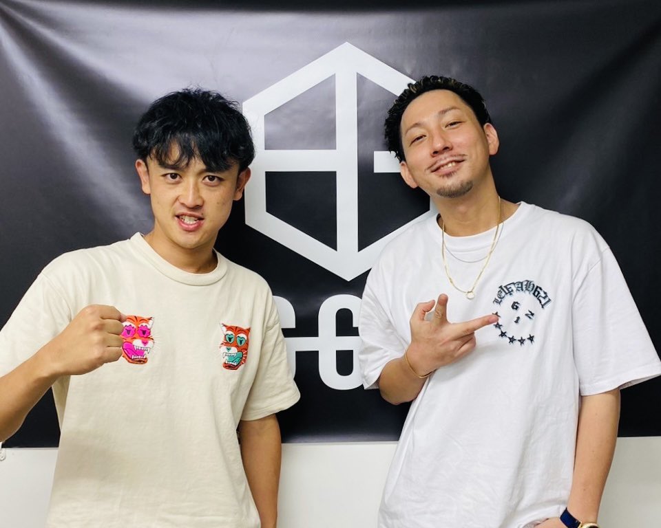 BigGate728's tweet photo. 【Studio Photo】

・杉本青空 (からし蓮根)
・RAY

#からし蓮根 #芸人
#ray #artist
#biggate #ビッグゲート 
#studio #office #studiooffice 
#music #production #musicproduction
#reggae #blackmusic #tunes #musicstudio
#mastering #mixing #record 
#masteringengineer #engineer #protools https://t.co/t7YSEwUdWm