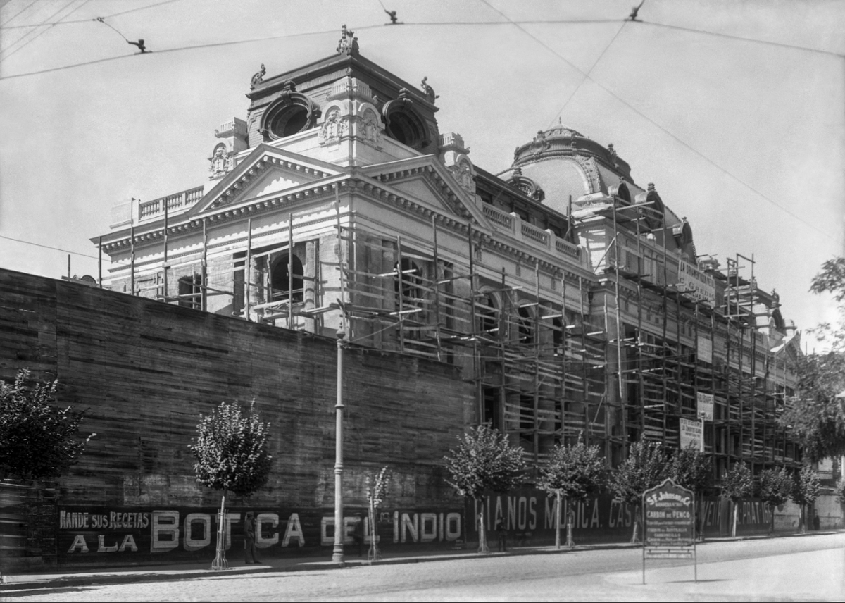 Biblioteca Nacional tweet media