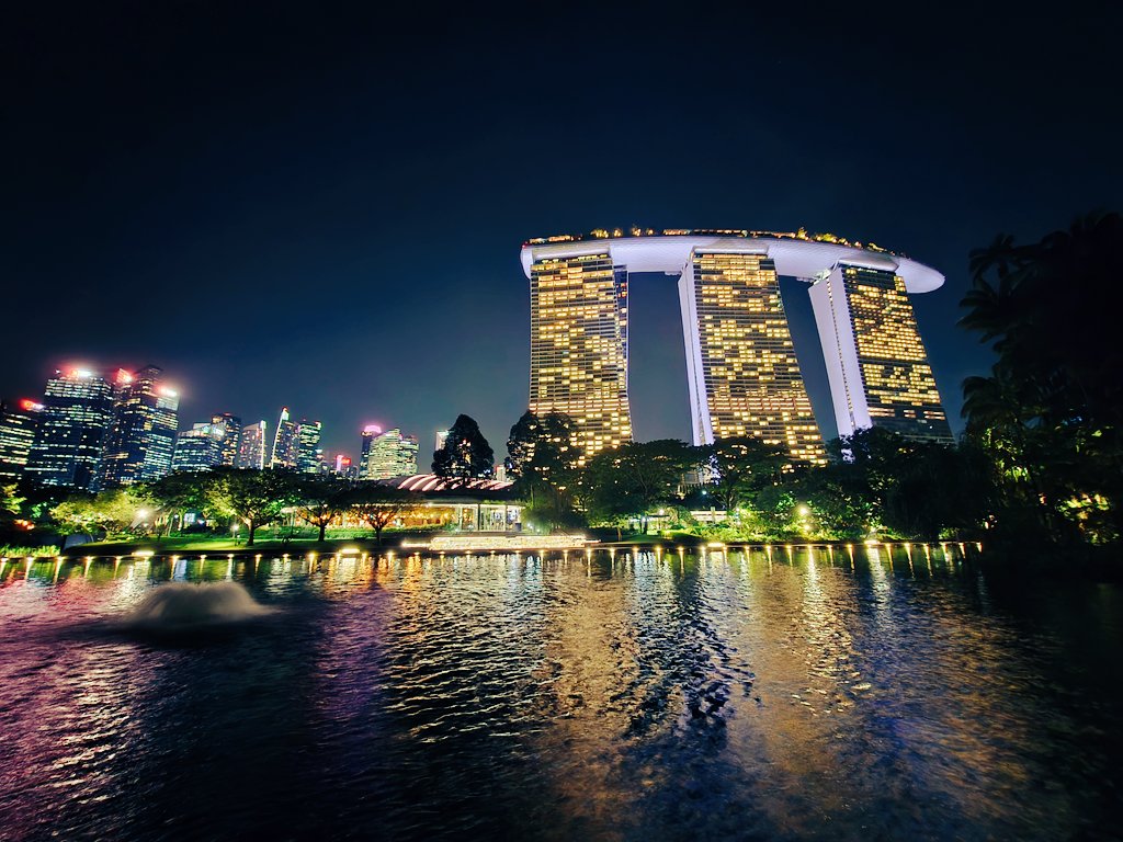 dan2super's tweet image. Hello~ Singapore