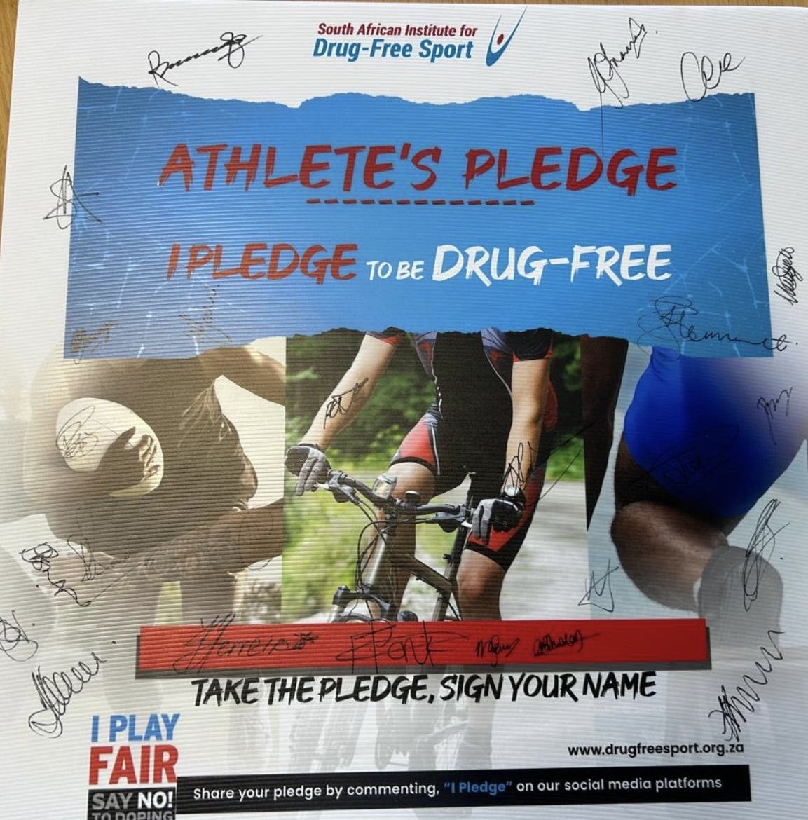 drugfreesportZA's tweet photo. Sport Medical Practitioners signed Anti-Doping Pledge during @SASMA_ZA  24 Congress, committing themselves to promote Fair Play. 

#SAIDS #SASMACongress #PromoteFairPlay #AntiDopingPledge #SportMedicalPractitioner #ISayNoToDoping https://t.co/WZX1G242yh