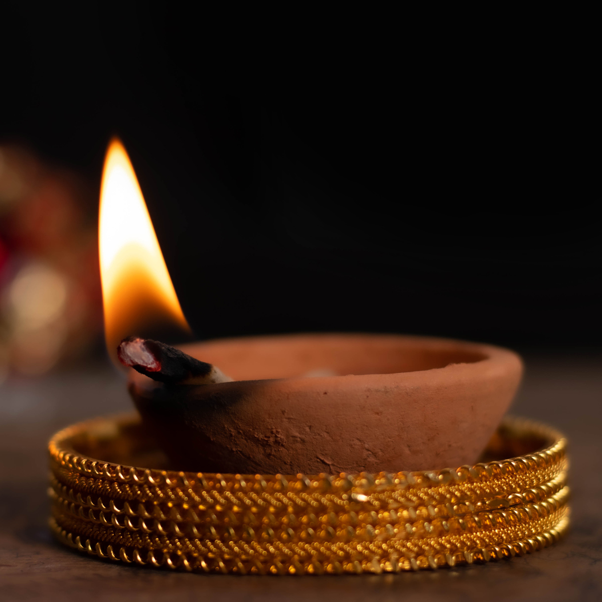 We would like to send our best wishes to those in our Birkdale family celebrating the festival of Diwali.

We wish you an enjoyable time with family and friends.

#StrongerTogether