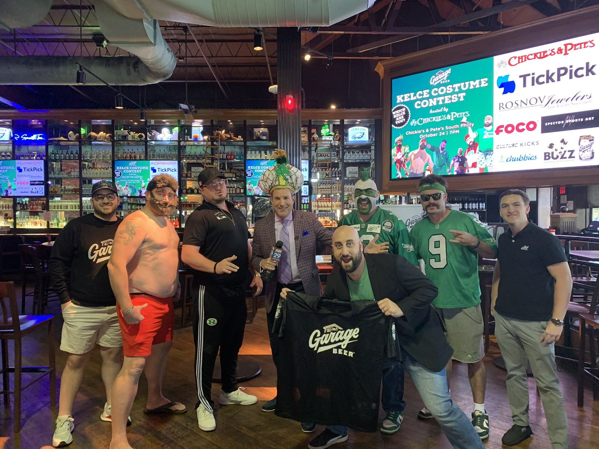 Bob Kelly (@bobkellyfox29) on Twitter photo THIS IS MUST SEE TV….9am on FOX 29
Jason Kelce Costume Contest. LIVE from
<a href="/ChickiesnPetes/">Chickie's and Pete's</a> THIS IS MUST SEE TV….9am on FOX 29
Jason Kelce Costume Contest. LIVE from
<a href="/ChickiesnPetes/">Chickie's and Pete's</a>