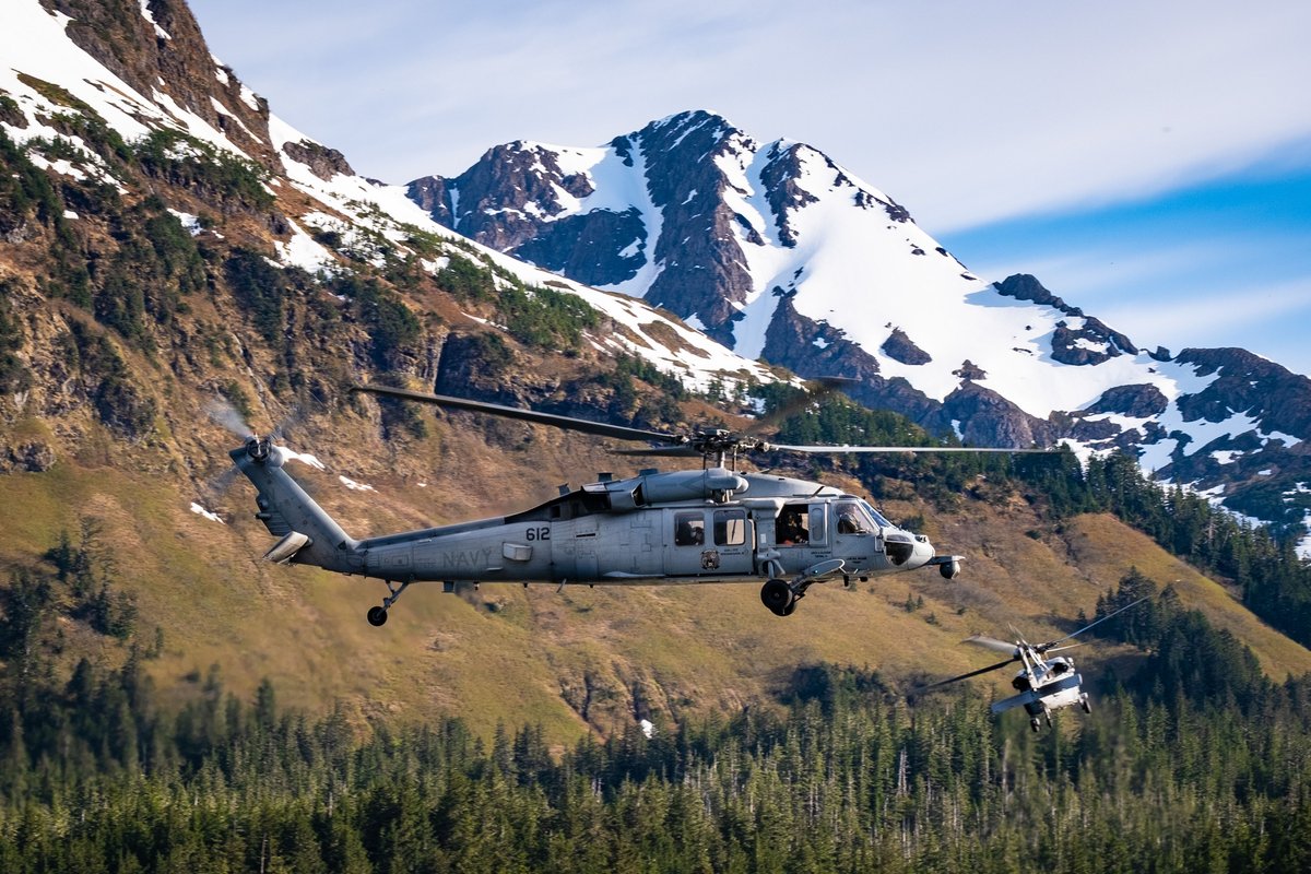 cdmincorporated's tweet image. Amphenol Aerospace’s 2M805 micro-miniature circular connectors are designed for high performance, reduced size and weight. Contact us for details! linktr.ee/cdminc 

#2MThursday #2M805 #MiniatureConnectors #AmphenolAerospaceOperations #D38999 #CircularConnectors