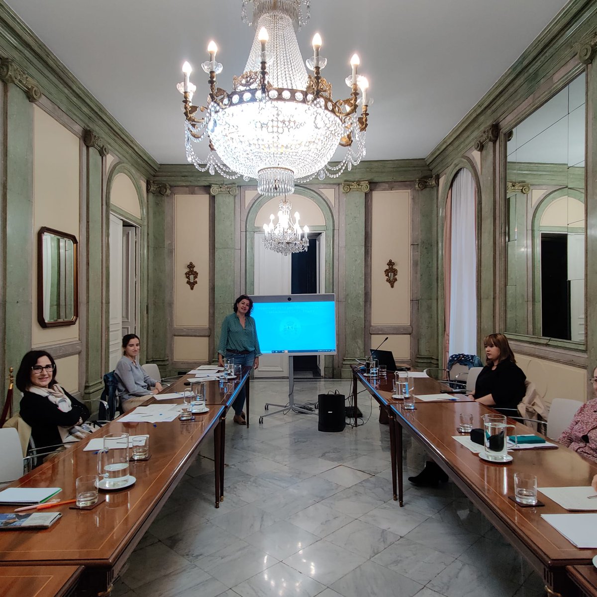 4 día de formación en el Curso "El informe pericial y su defensa en sala judicial" impartido desde <a href="/M_Presidencia/">Ministerio de la Presidencia, Justicia y R. Cortes</a> por nuestra compañera Visitación Sancho.
