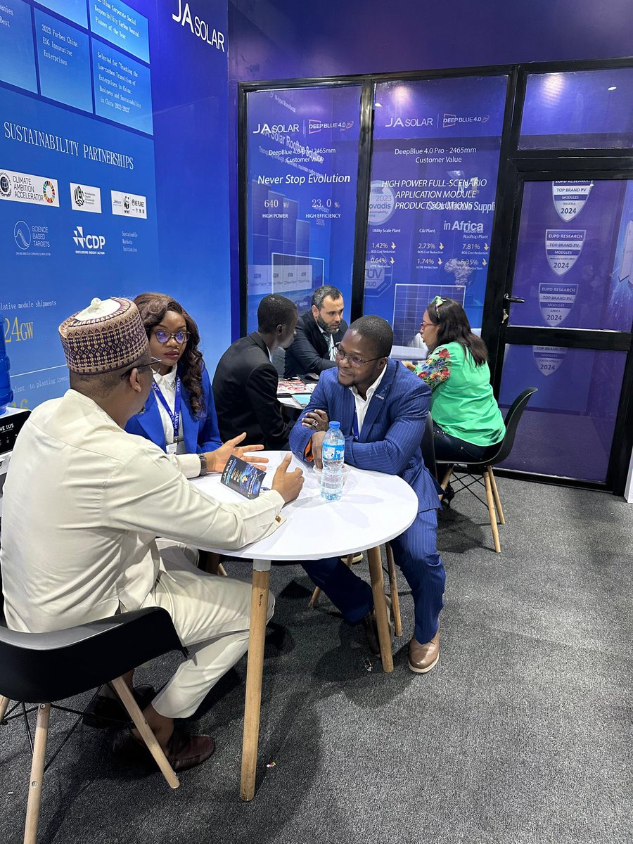 Treznergysl's tweet photo. We are honoured to be recognised and receive an award from our partner, #JASolar for leading the change in renewable energy across African Continent. #TreznergySolution will continue to collaborate and strengthen our partnership with #JASolar in the green revolution. https://t.co/ARpfX68uES