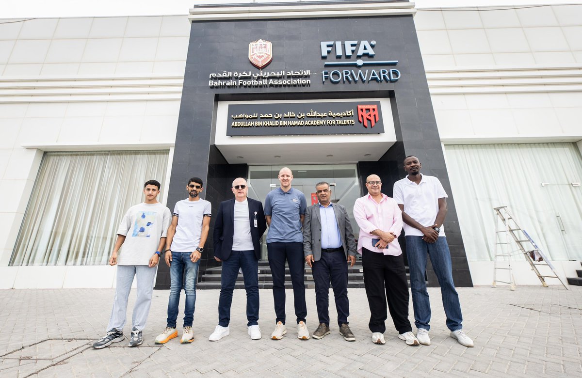 Philippe Senderos tweet media