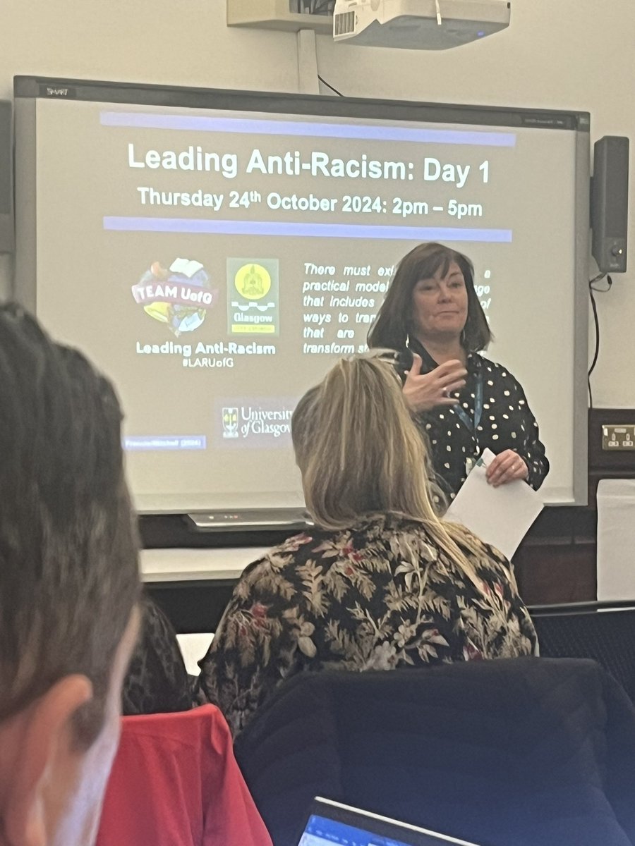 EALWOMAN (@francineeal) on Twitter photo First session of LAR & a busy room <a href="/EALGlasgow/">EAL Service, Glasgow</a> <a href="/EqualitiesEdGCC/">Equalities Education Services GCC</a> First session of LAR & a busy room <a href="/EALGlasgow/">EAL Service, Glasgow</a> <a href="/EqualitiesEdGCC/">Equalities Education Services GCC</a>