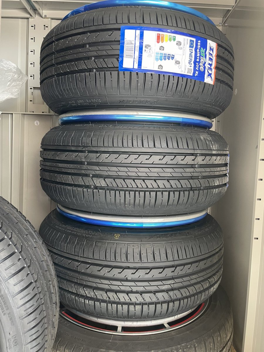 WORK MEISTER M1 

8.5J +7 通し

165/40/r16

#ホイールサイズでイキれ