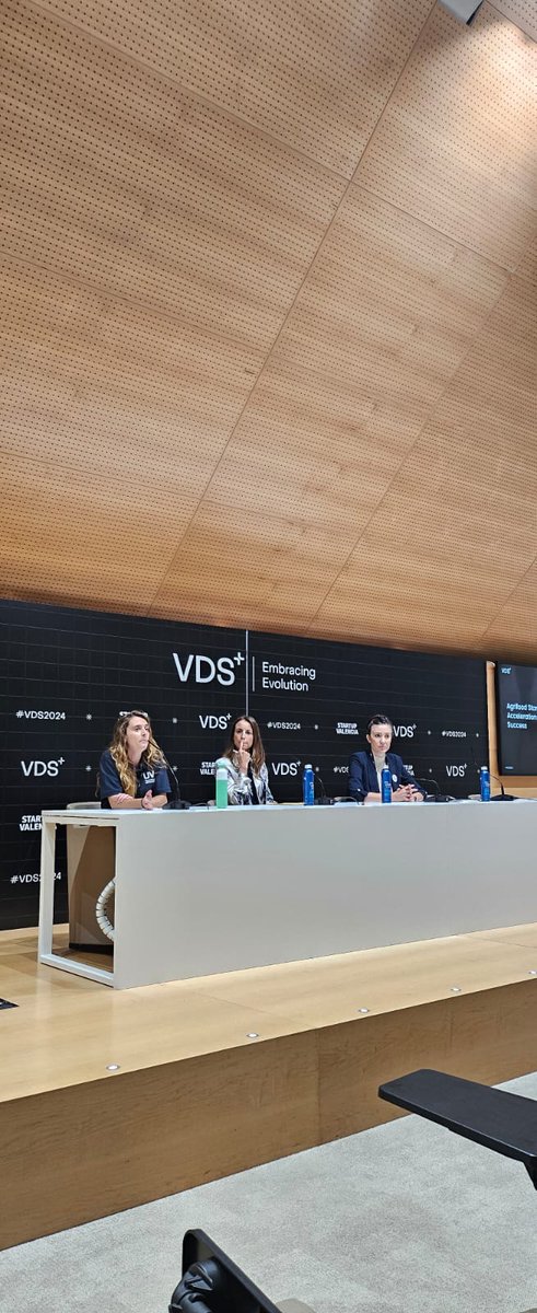 Evolving Therapeutics (@evolving_spain) on Twitter photo Right now #EVOLVINGTHERAPEUTICS "Agrifood Startups Acceleration: Key to Success" in Discovery Stage 🚀
#VDS2024
<a href="/VDS_event/">VDS</a>
<a href="/Startup_VLC/">Startup Valencia</a>
<a href="/pilardomingoc/">Pilar Domingo-Calap</a>
<a href="/maludoca/">Marisa Domingo-Calap</a>
<a href="/agrotecuv/">AgrotecUV</a> Right now #EVOLVINGTHERAPEUTICS "Agrifood Startups Acceleration: Key to Success" in Discovery Stage 🚀
#VDS2024
<a href="/VDS_event/">VDS</a>
<a href="/Startup_VLC/">Startup Valencia</a>
<a href="/pilardomingoc/">Pilar Domingo-Calap</a>
<a href="/maludoca/">Marisa Domingo-Calap</a>
<a href="/agrotecuv/">AgrotecUV</a>