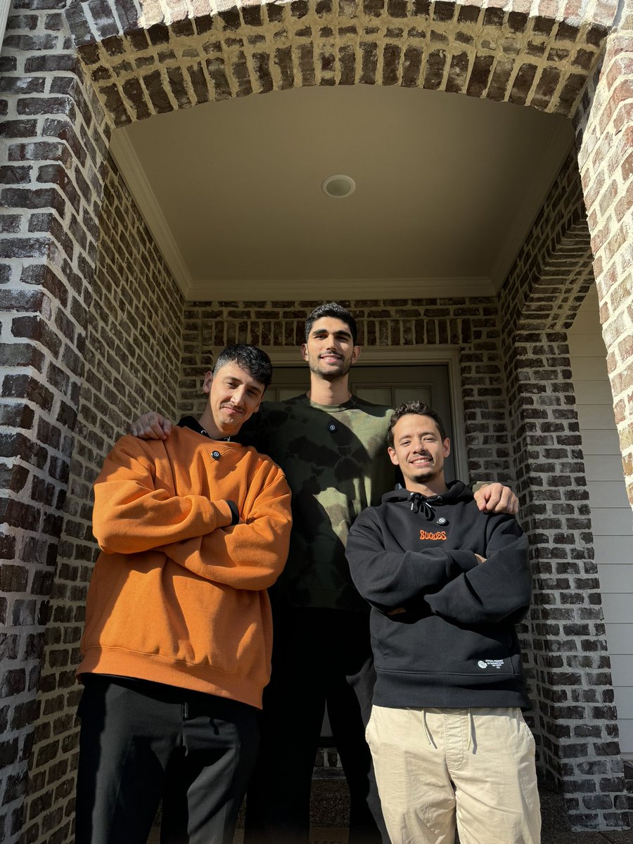 ¡BOMBAZO!

Nueva sección MENSUAL con <a href="/santialdama/">Santi Aldama</a>. Vamos a vivir desde dentro una temporada NBA a su lado.

Para el primer episodio hemos ido a Memphis. Hemos pasado 24 h con él. Un entrenamiento, su casa, su coche, un día de partido con él desde dentro...

Domingo a las 14:30 🔥