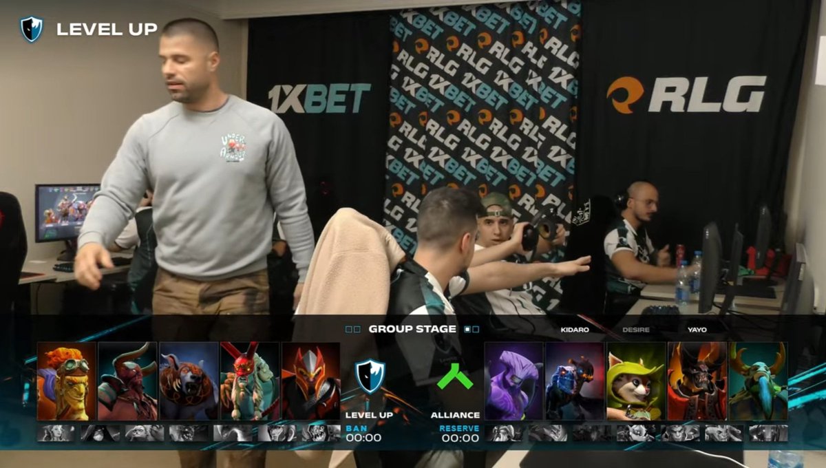 REScircuit_EN's tweet image. With @theAllianceGG taking game 1, @LevelUPggwp will be looking to extend the series to a third 🤷🏻‍♂️

You think they have it in them, or better yet, will the draft allow it? 👀

#RESCircuit | #BelgradeLAN | #Dota2