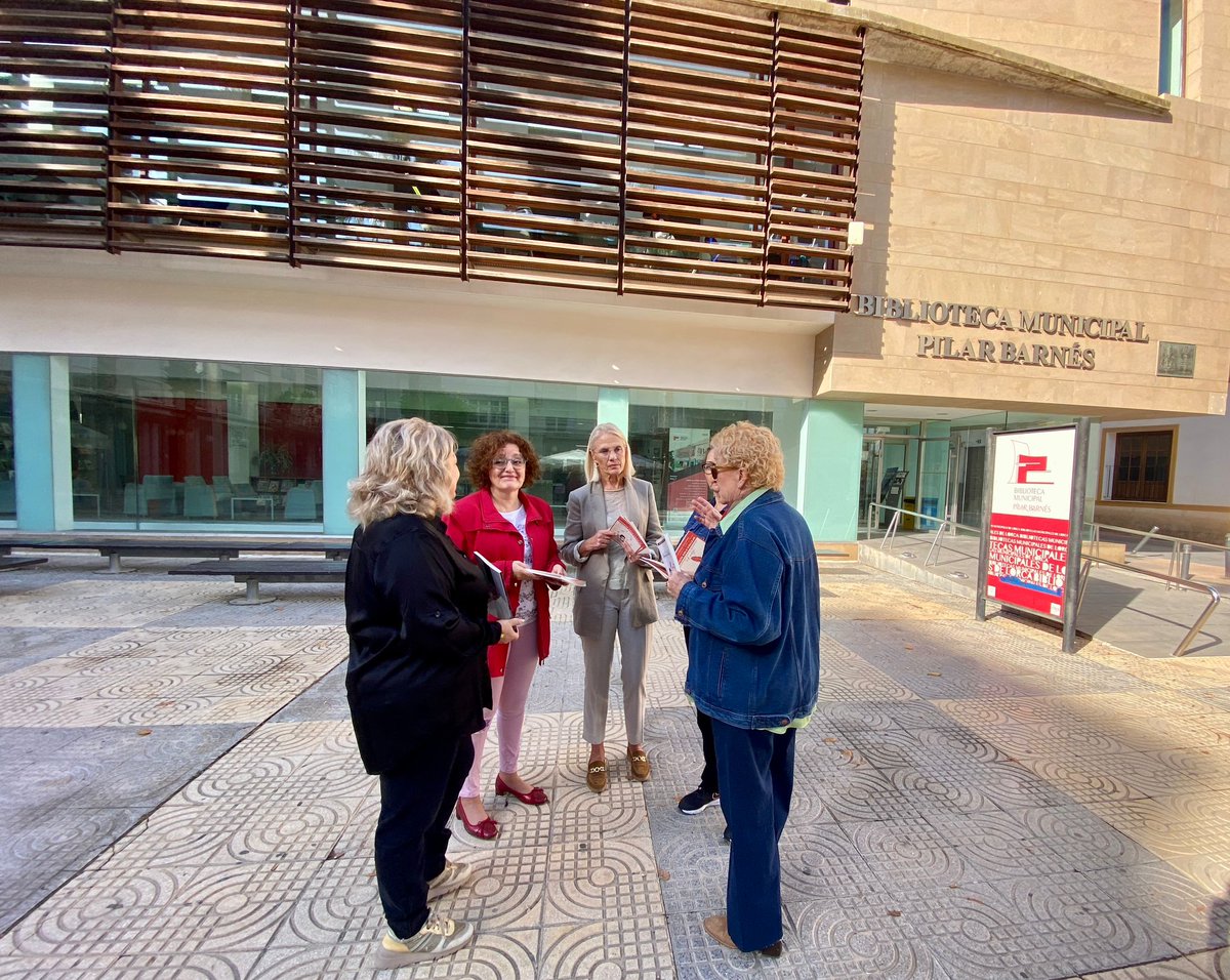 📚 Celebramos el Día d las Bibliotecas donando a @Bibliotecalorca ejemplares d las recopilaciones d los relatos ganadores d nuestro certamen, editados por la <a href="/FOMLorca/">Federación de Mujeres de Lorca</a>.📕📗

#DíaDeLasBibliotecas #CulturaLorca #CertamenLiterarioRosalíaSala #BibliotecaPilarBarnés #DonaciónCultural
